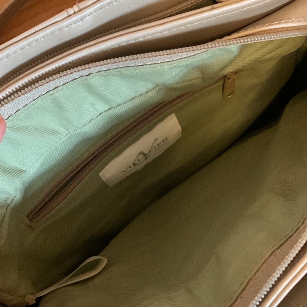 Villager Bag - Picture 3 of 6